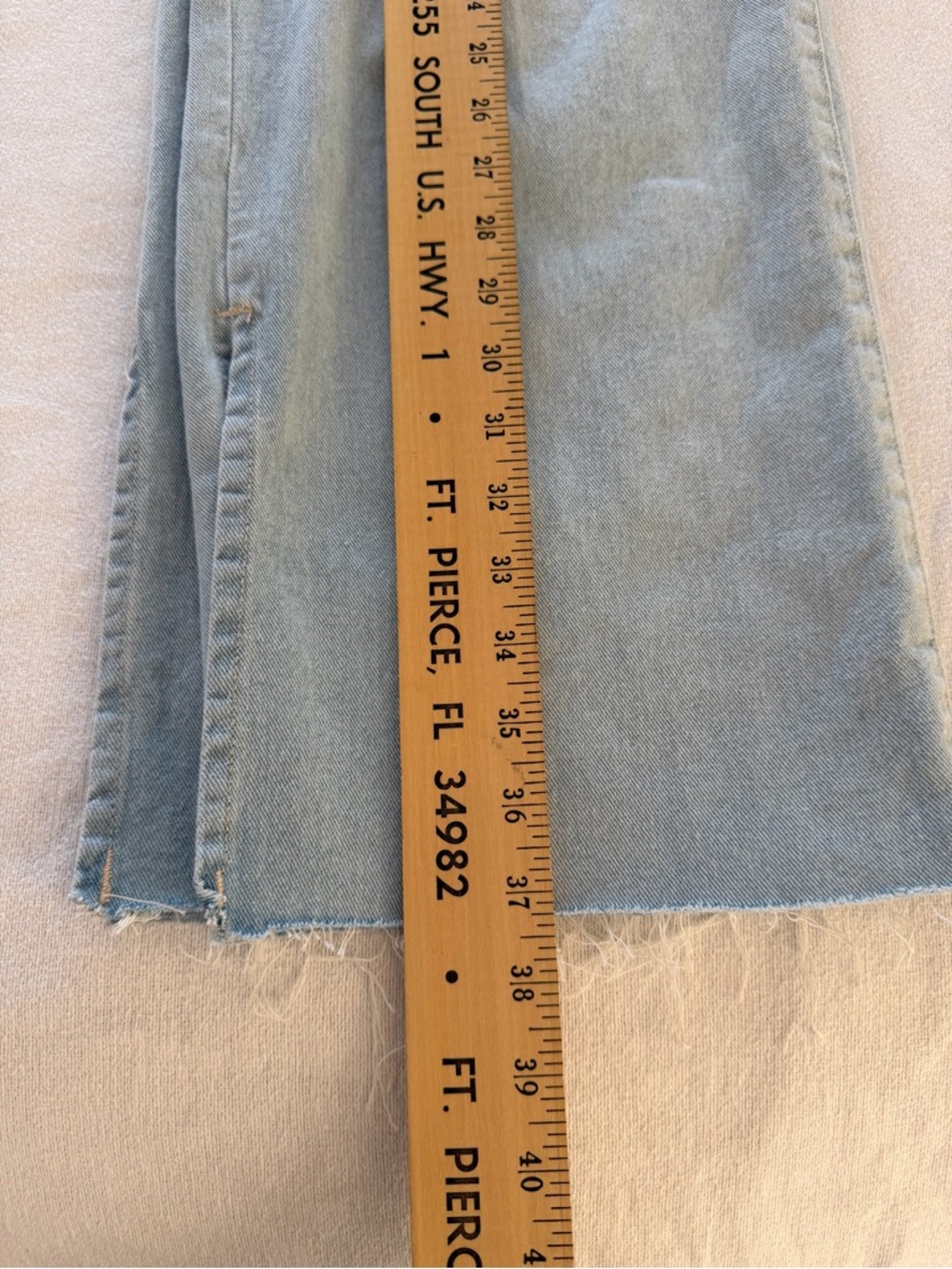 Kensie True Vintage Wide Leg Western Jeans NWT Size 4/27 Light Wash Distressed - Picture 12 of 12